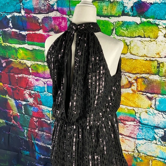 NWT~White House Black Market Sequined Top - Picture 2 of 7